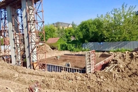 В Одинцовском округе продолжается строительство надземных переходов