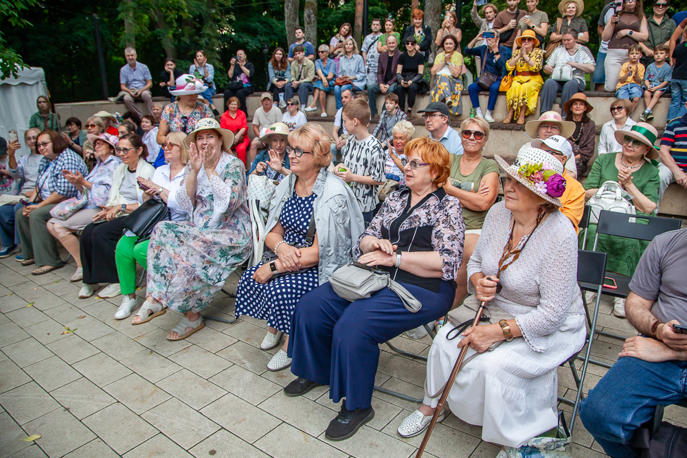Арт-фестиваль «Чеховский день» в Звенигороде
